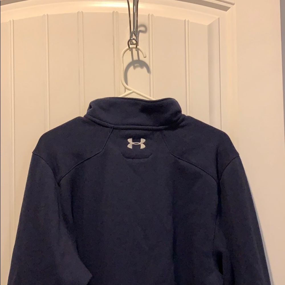 Under armor pullover - Picture 3 of 4